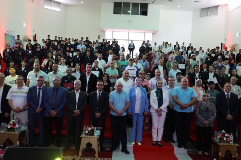 ✅ احتفاء بالتميز التعليمي.. طنجة تحتضن الحفل السنوي للأكاديمية الجهوية للتربية والتكوين